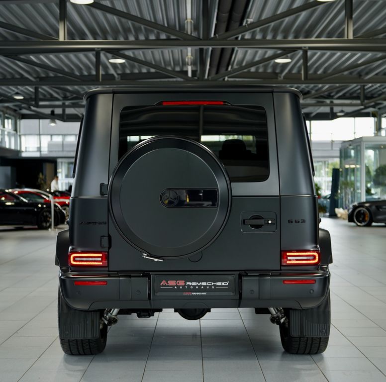 Mercedes-Benz G 63 AMG 2024 г. Чёрный, пробег 19900 км