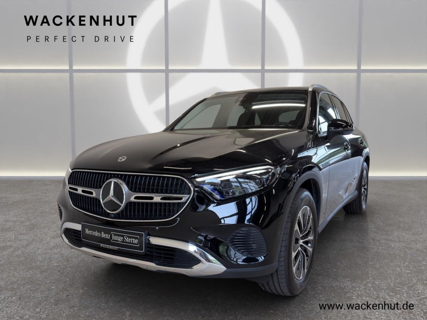 Mercedes-Benz GLC 220 2023 г. Чёрный, пробег 41115 км