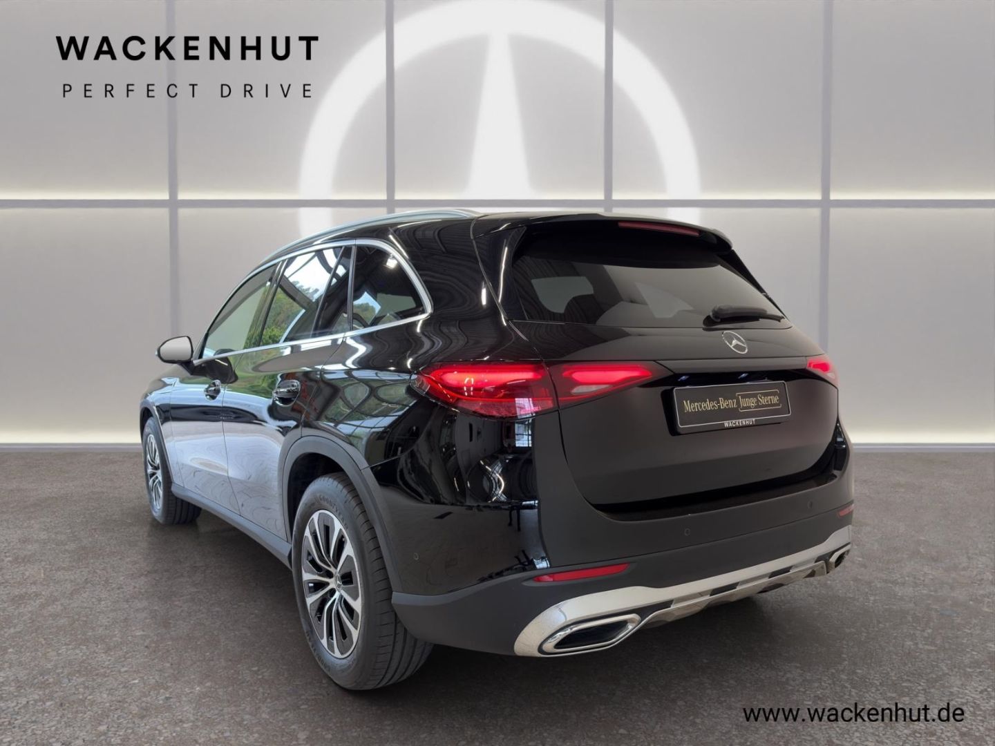 Mercedes-Benz GLC 220 2023 г. Чёрный, пробег 41115 км