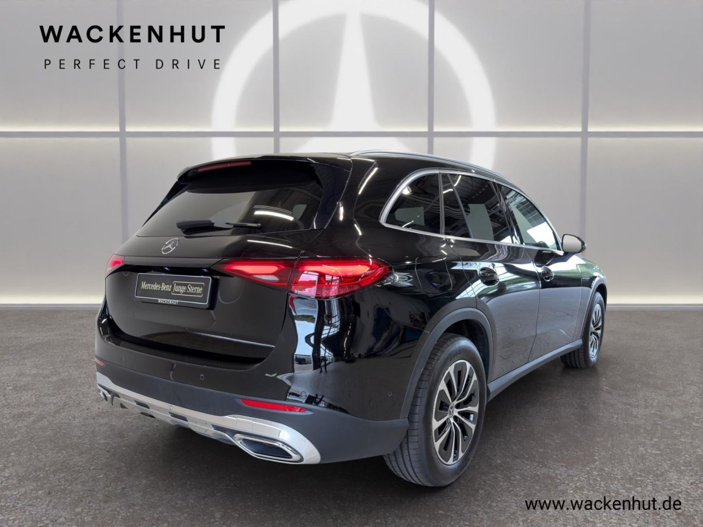 Mercedes-Benz GLC 220 2023 г. Чёрный, пробег 41115 км