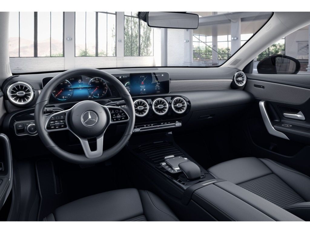 Mercedes-Benz CLA 200 SHOOTING BRAKE 2021 г. Серый, пробег 59800 км