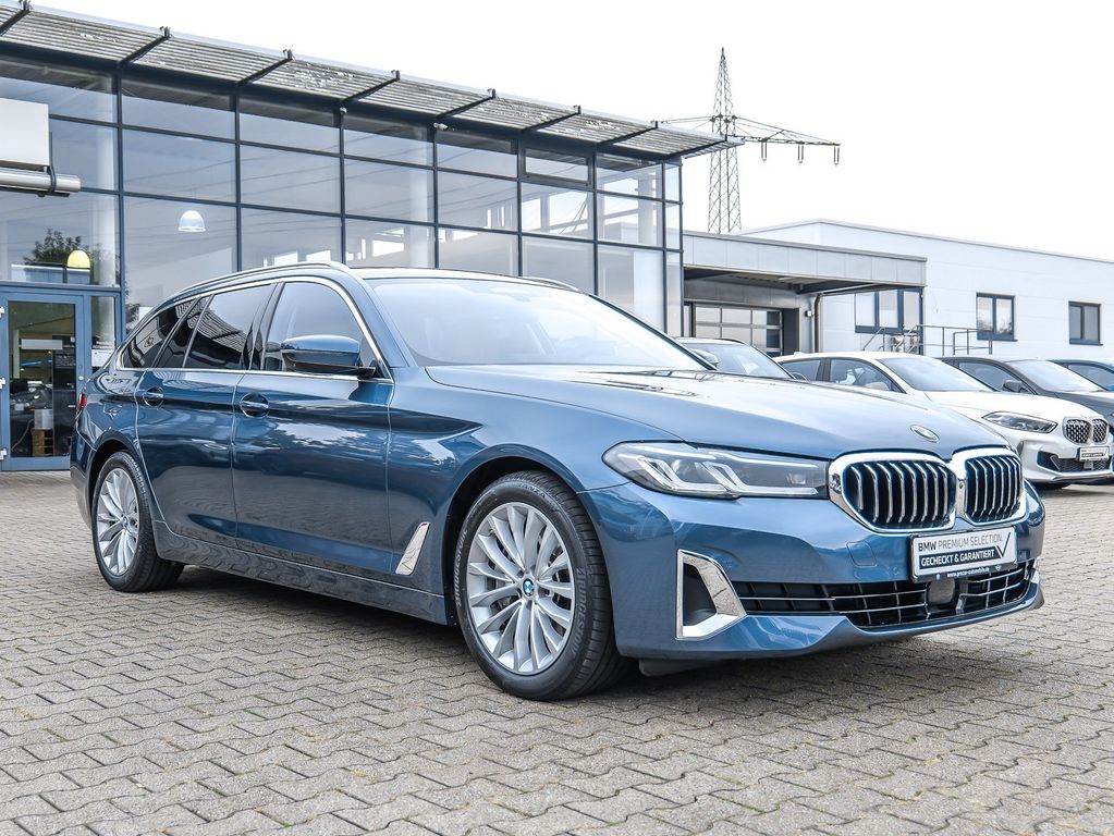BMW 540 2023 г. Серый, пробег 53608 км