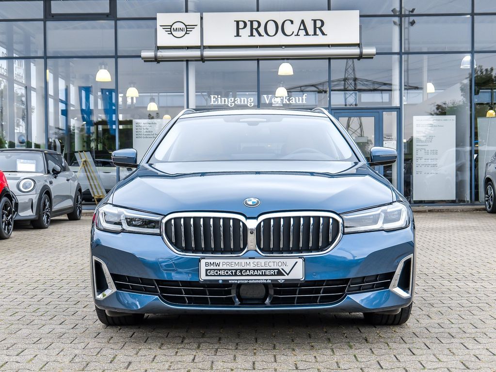 BMW 540 2023 г. Серый, пробег 53608 км