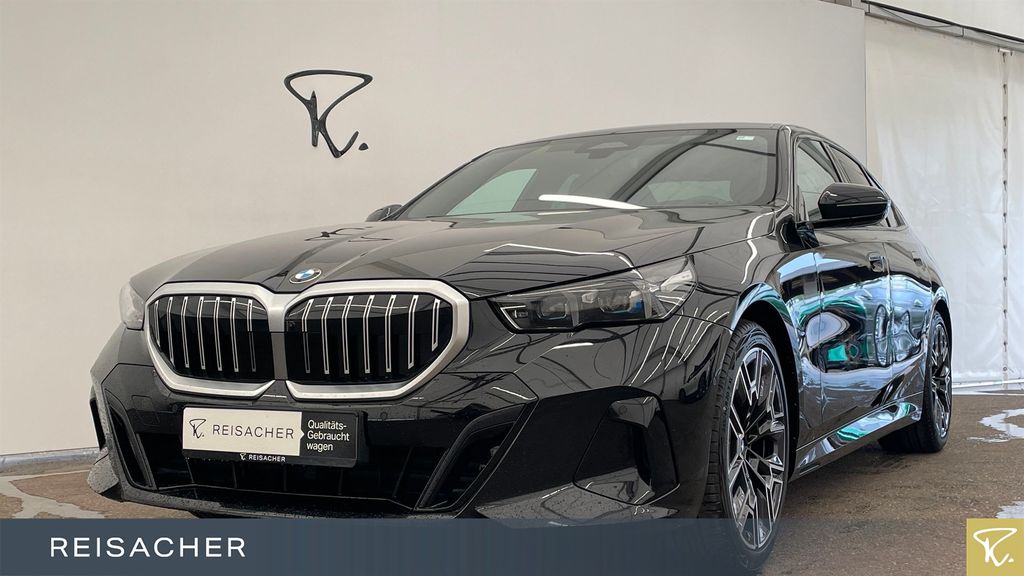 BMW 520 2025 г. Чёрный, пробег 22765 км