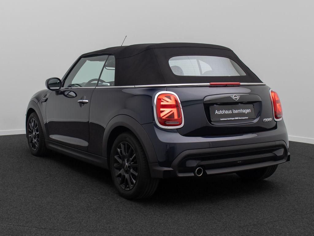 Mini COOPER CABRIO 2023 г. Чёрный, пробег 26746 км
