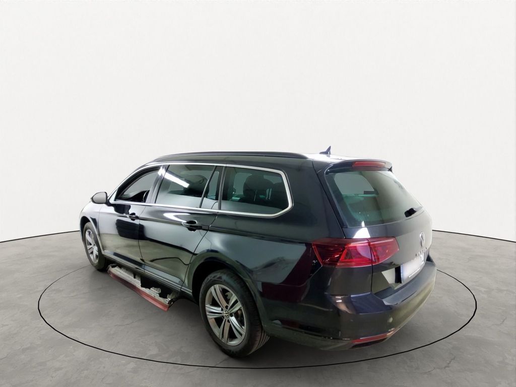 Volkswagen PASSAT VARIANT 2023 г. Чёрный, пробег 42525 км