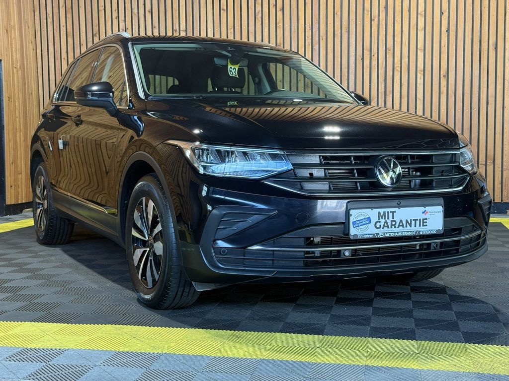Volkswagen Tiguan 2023 г. Чёрный, пробег 46490 км