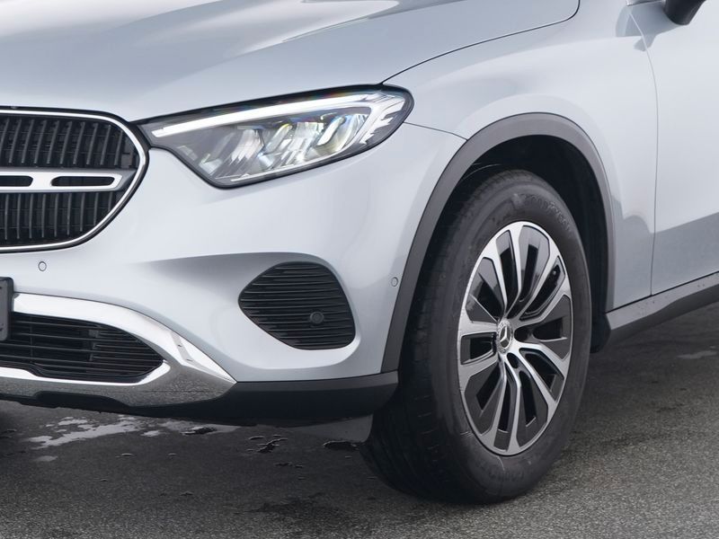 Mercedes-Benz GLC 220 2025 г. Серебристый, пробег 36229 км