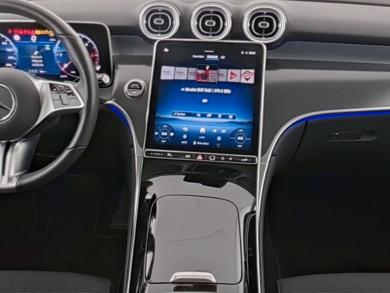 Mercedes-Benz GLC 220 2025 г. Серебристый, пробег 36229 км