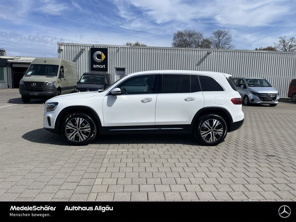 Mercedes-Benz GLB 180 2024 г. Белый, пробег 23944 км