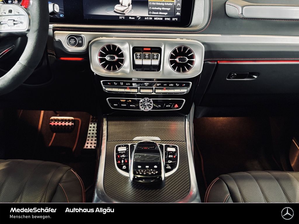 Mercedes-Benz G 63 AMG 2022 г. Красный, пробег 425 км