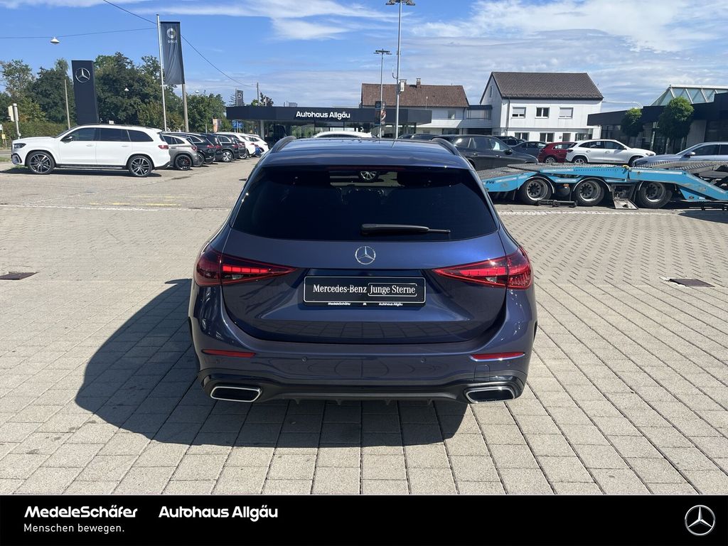 Mercedes-Benz C 300 2025 г. Синий, пробег 24957 км
