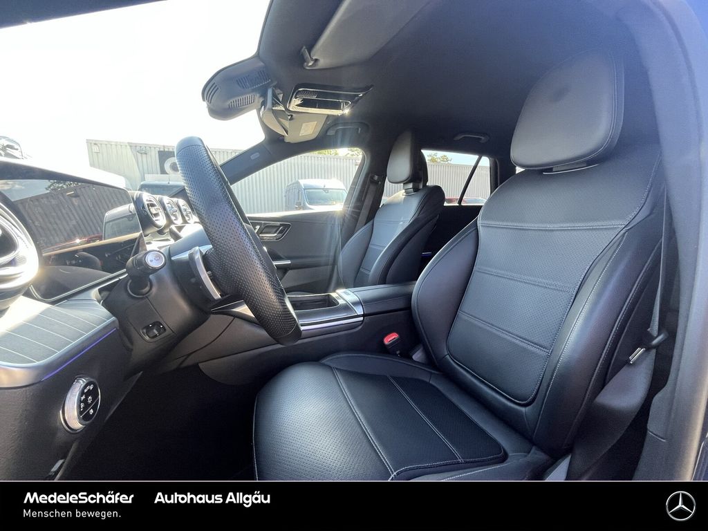 Mercedes-Benz C 300 2025 г. Синий, пробег 24957 км