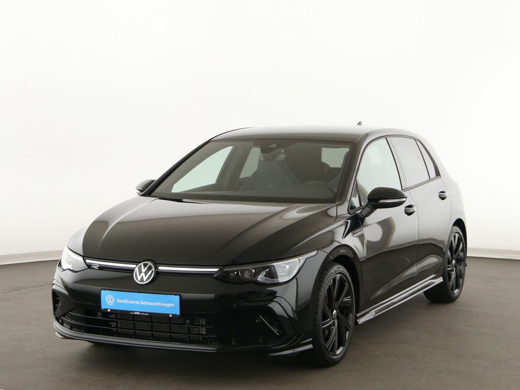 Volkswagen Golf 2024 г. Чёрный, пробег 10750 км