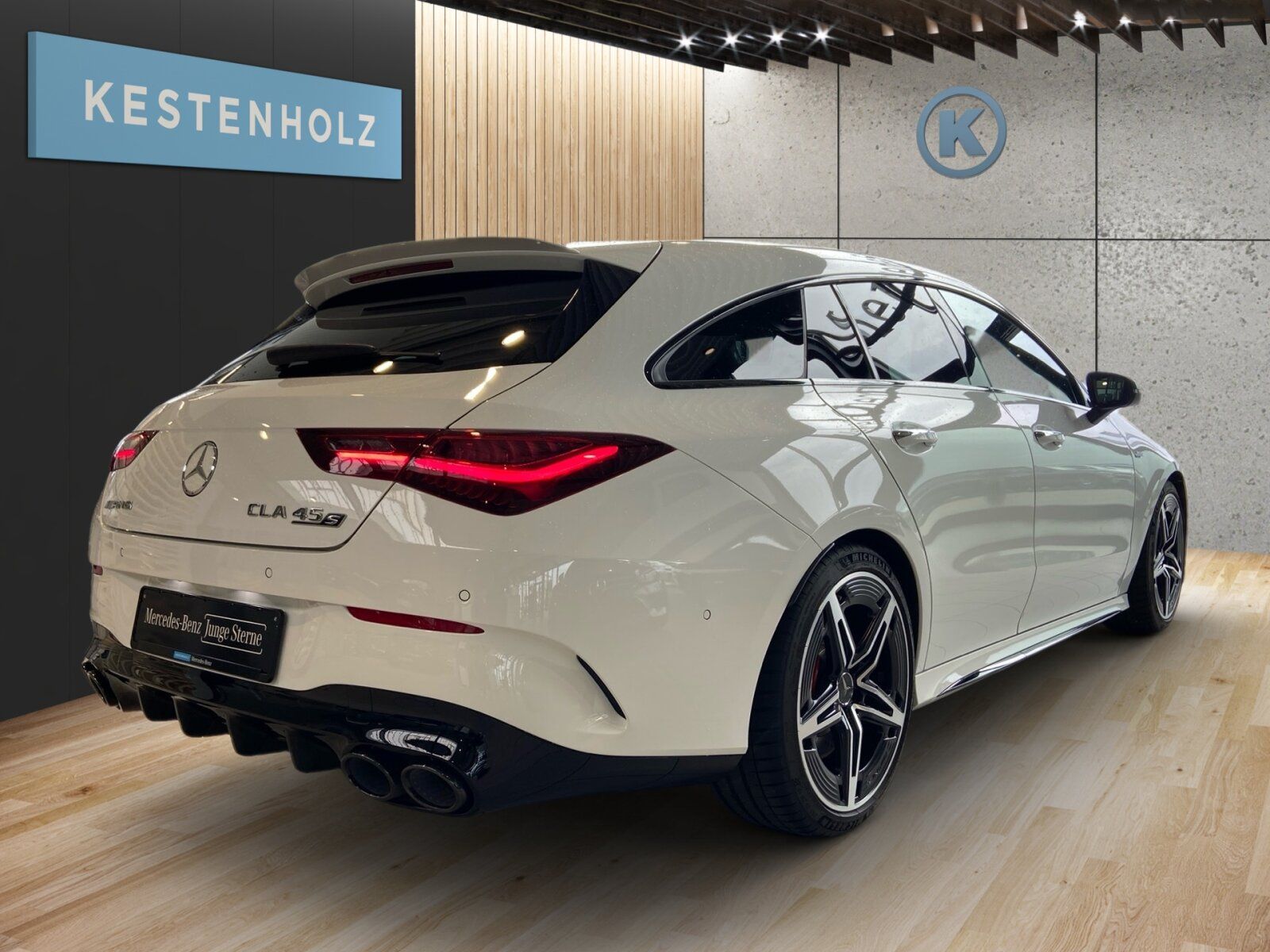 Mercedes-Benz CLA 45 AMG SHOOTING BRAKE 2025 г. Белый, пробег 3636 км