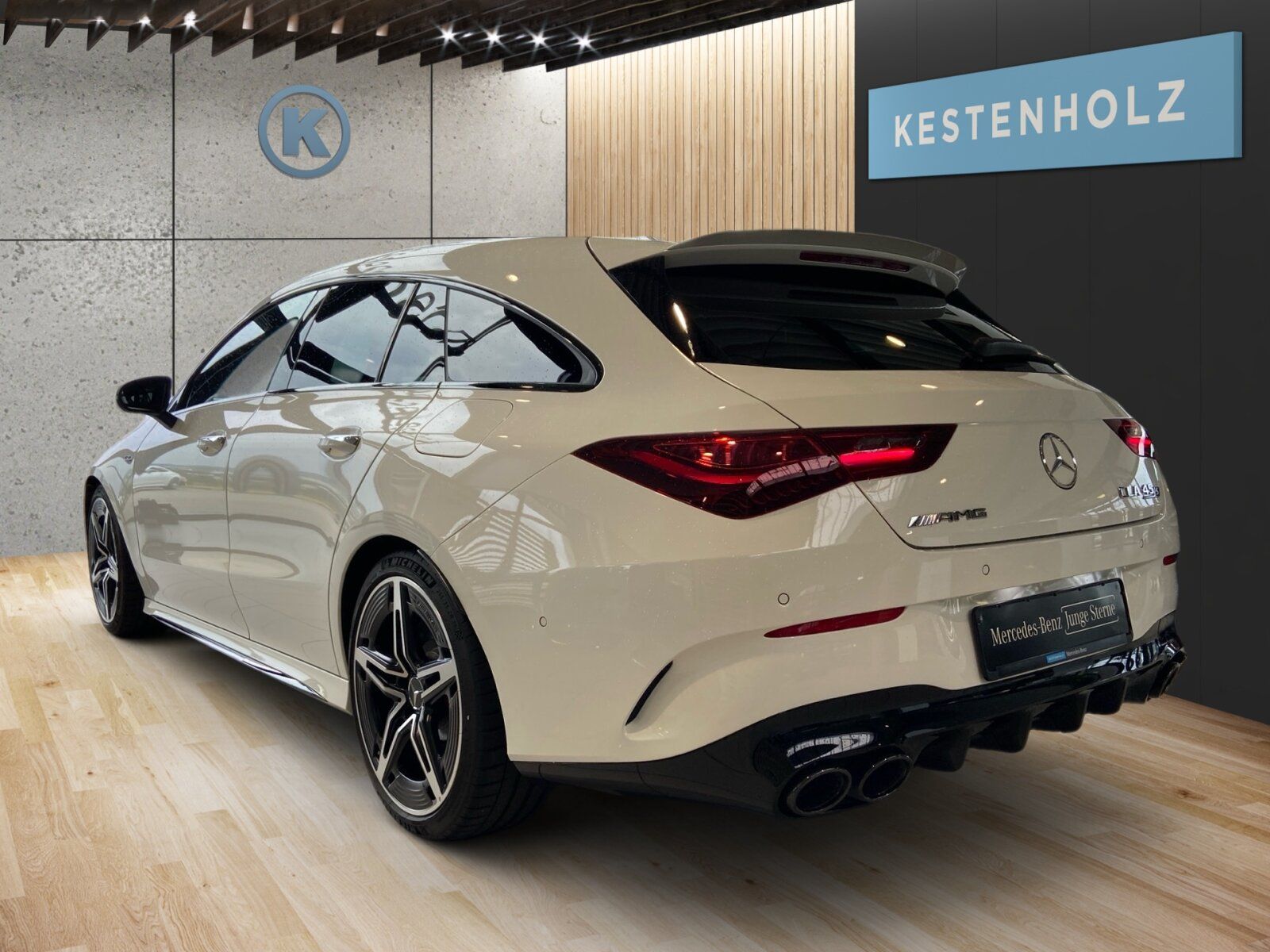Mercedes-Benz CLA 45 AMG SHOOTING BRAKE 2025 г. Белый, пробег 3636 км