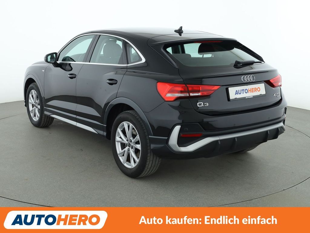 Audi Q3 2022 г. Чёрный, пробег 59700 км