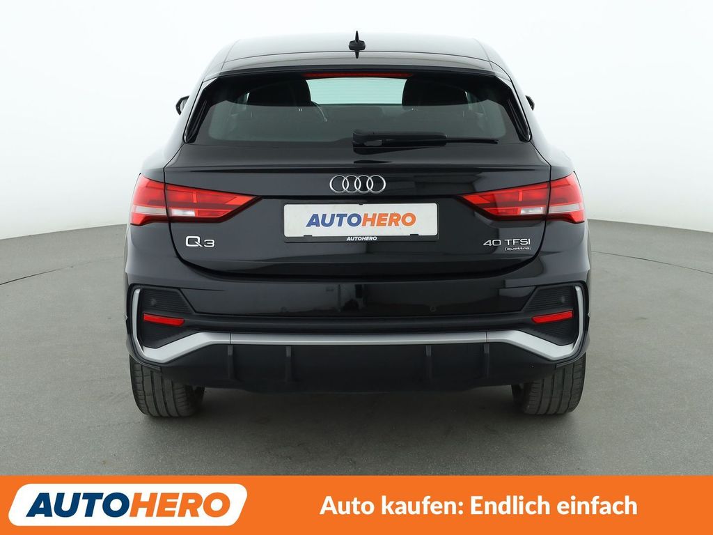 Audi Q3 2022 г. Чёрный, пробег 59700 км