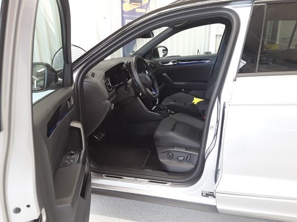 Volkswagen T-Roc 2025 г. Серебристый, пробег 10538 км