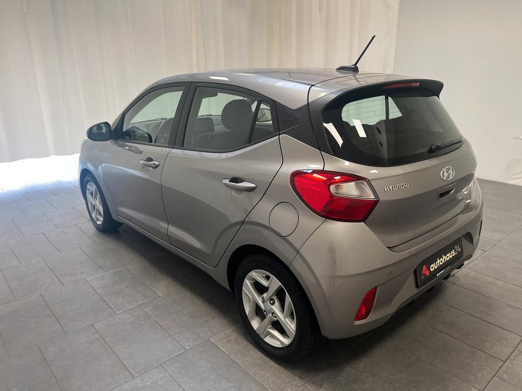Hyundai i10 2023 г. Серый, пробег 56627 км