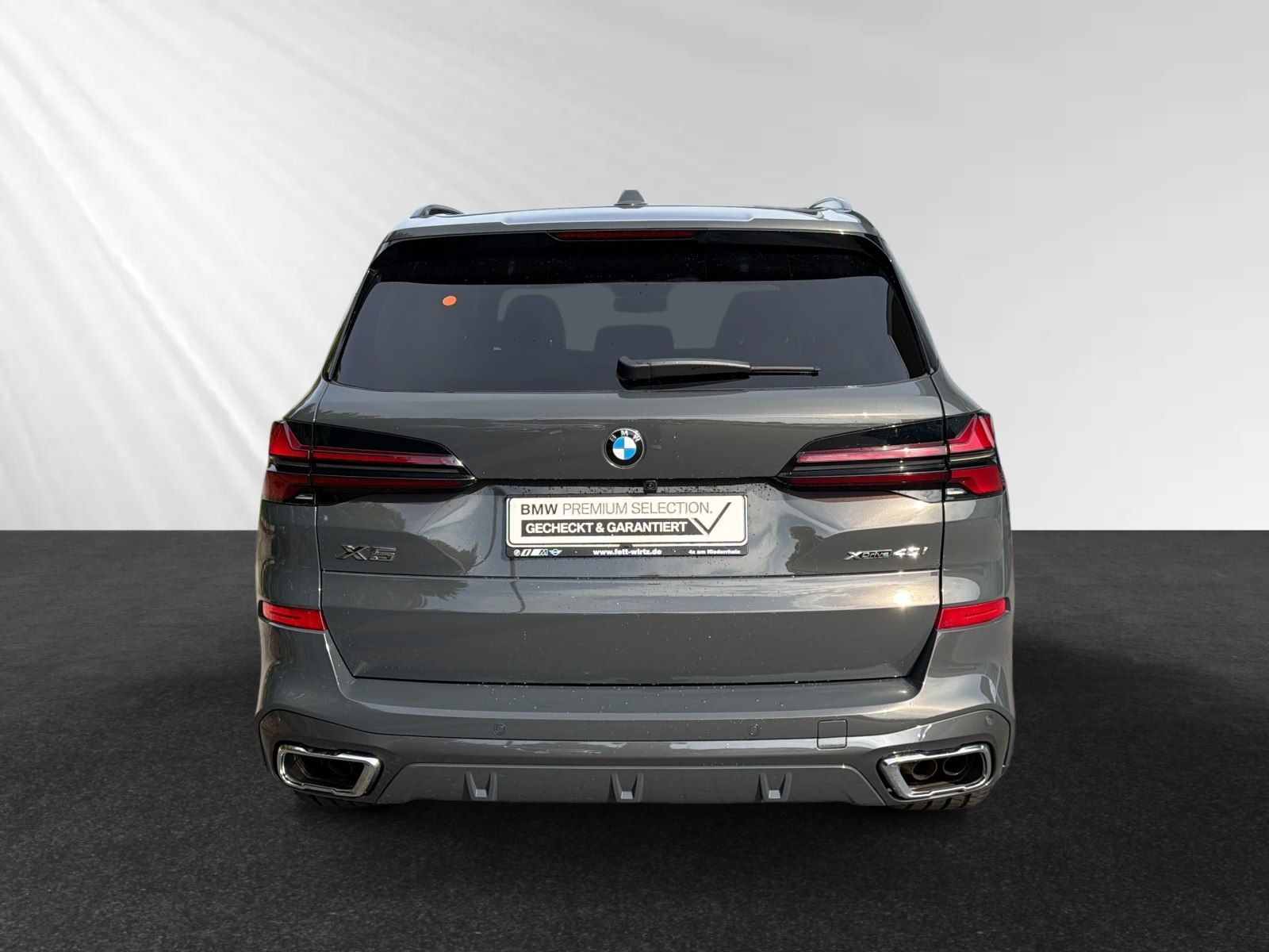 BMW X5 2025 г. Серебристый, пробег 19300 км
