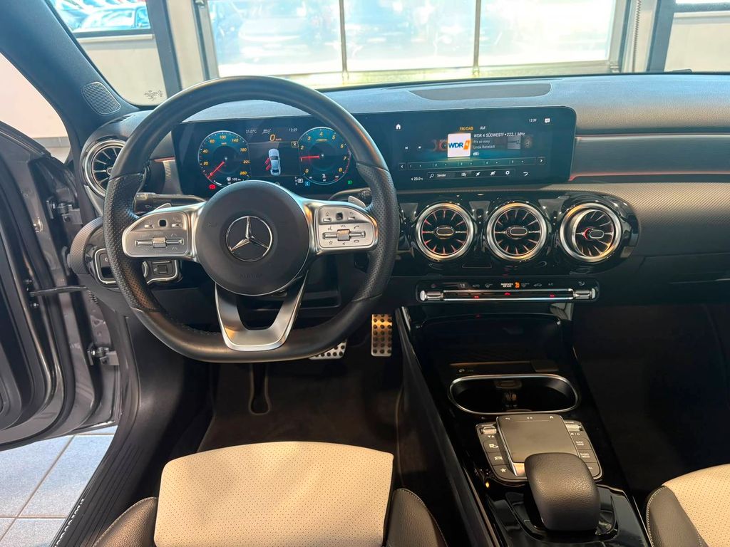 Mercedes-Benz A 200 2022 г. Серый, пробег 42171 км