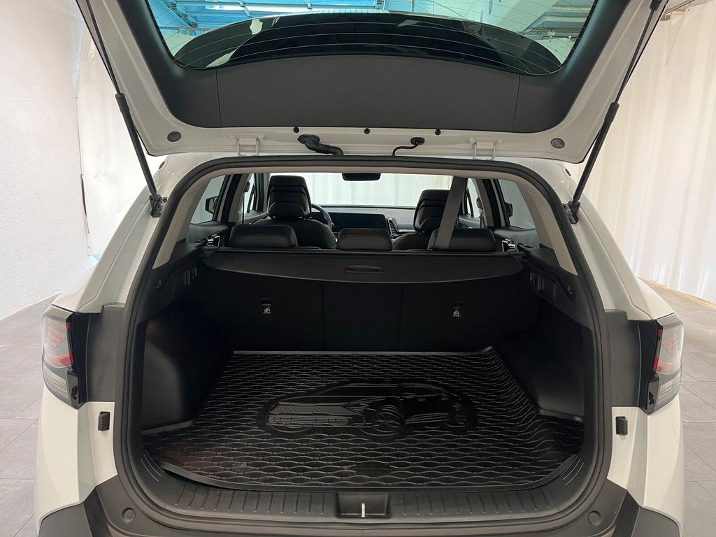 Kia Sportage 2022 г. Белый, пробег 38888 км