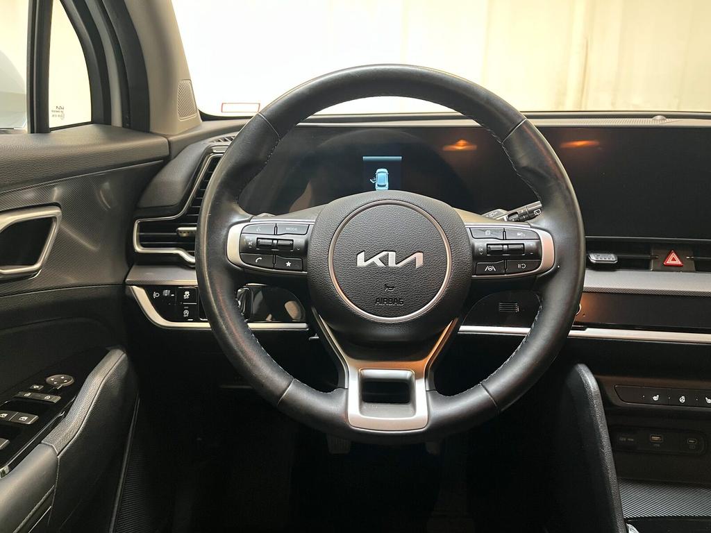 Kia Sportage 2022 г. Белый, пробег 38888 км