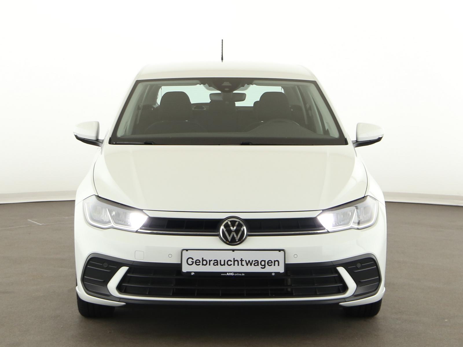 Volkswagen Polo 2023 г. Белый, пробег 17029 км