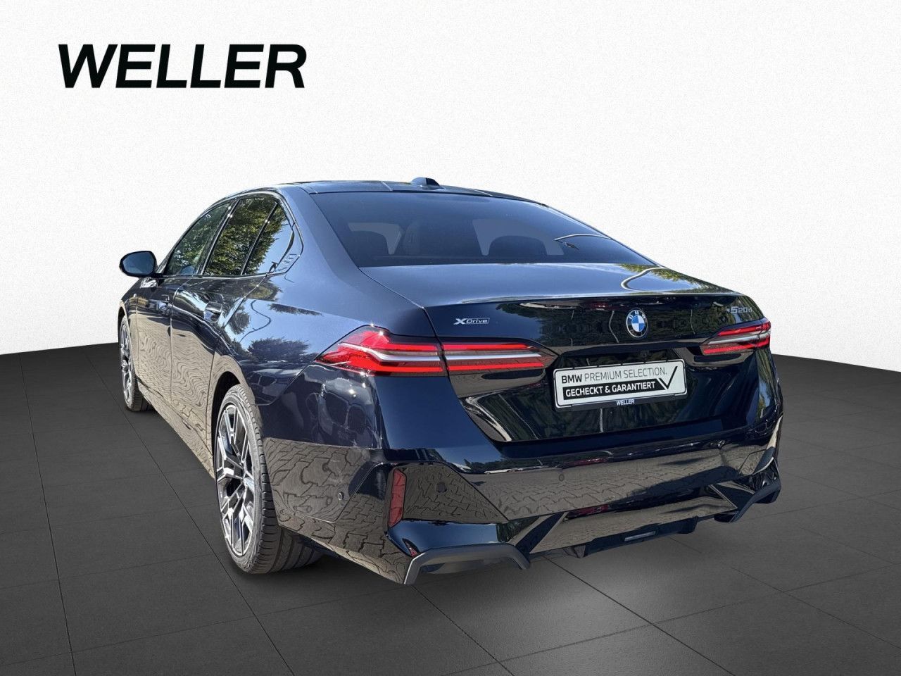 BMW 520 2025 г. Чёрный, пробег 25742 км