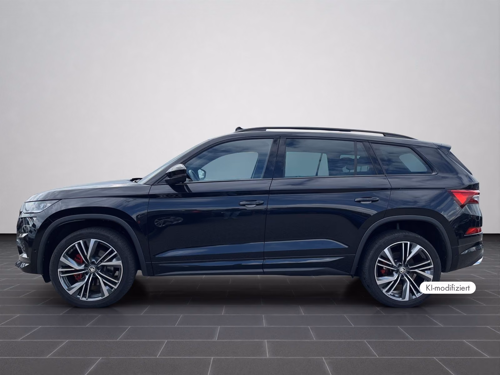 Skoda Kodiaq 2024 г. Чёрный, пробег 42563 км