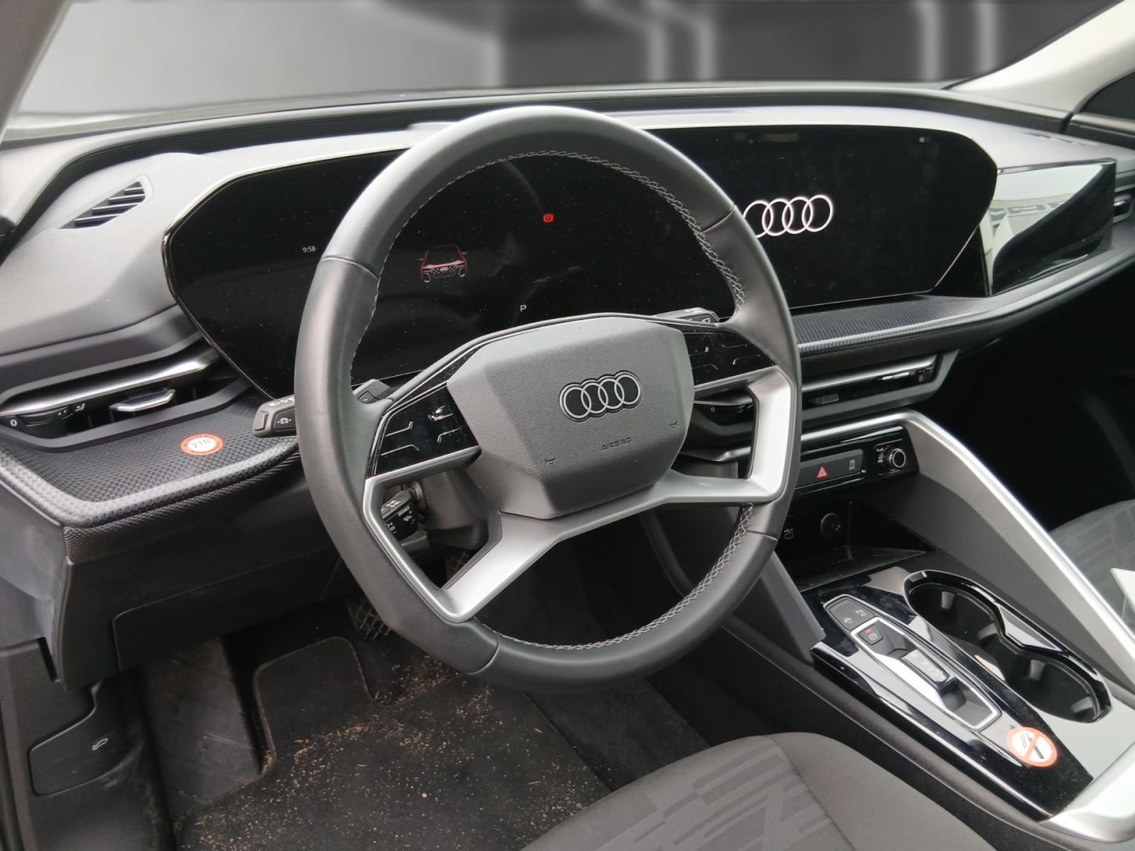 Audi Q5 2025 г. Белый, пробег 20089 км