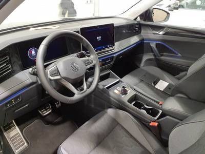 Volkswagen Tiguan 2025 г. Чёрный, пробег 19700 км