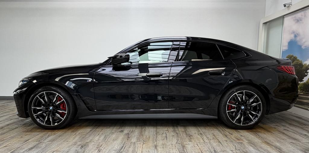 BMW M440 2026 г. Чёрный, пробег 7300 км
