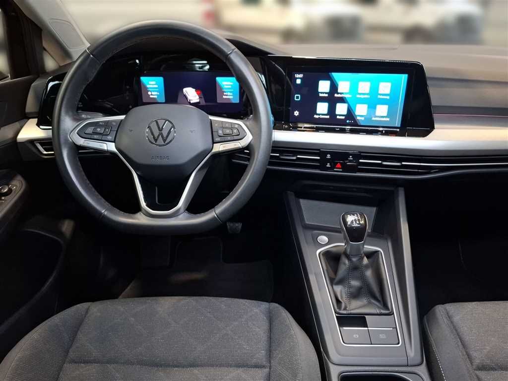 Volkswagen Golf 2024 г. Чёрный, пробег 13964 км