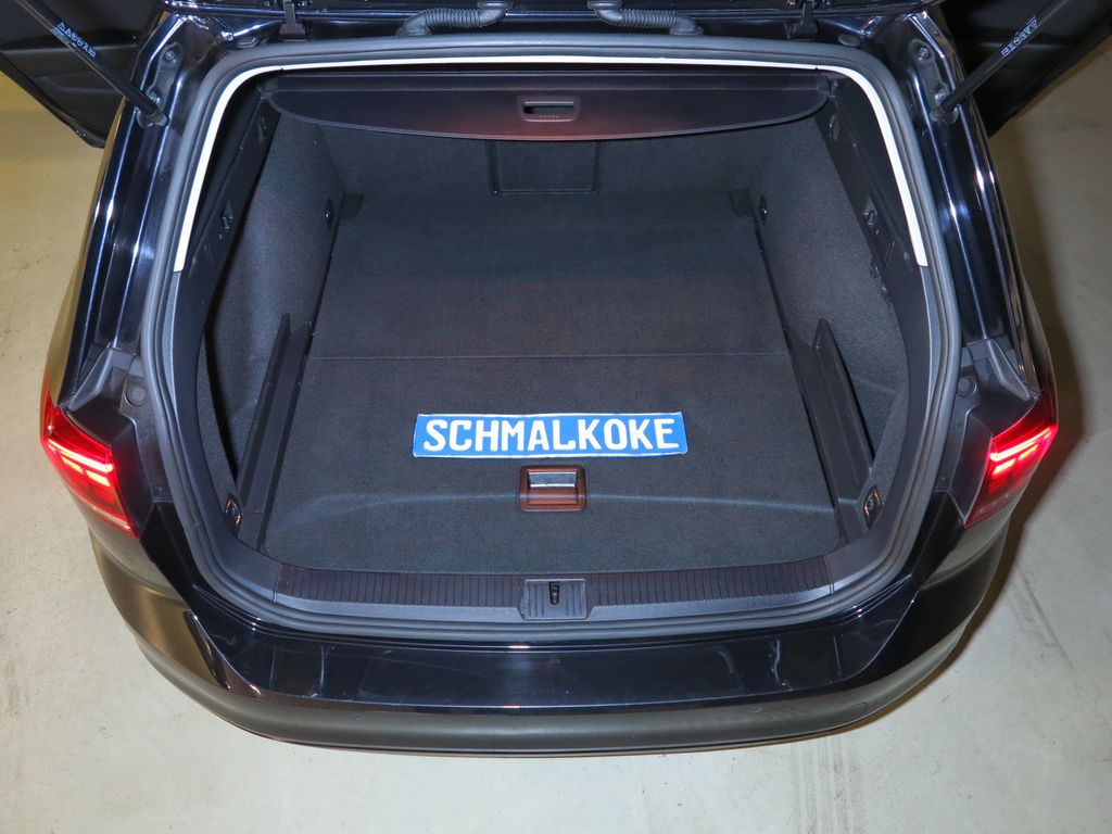 Volkswagen PASSAT VARIANT 2022 г. Чёрный, пробег 49000 км