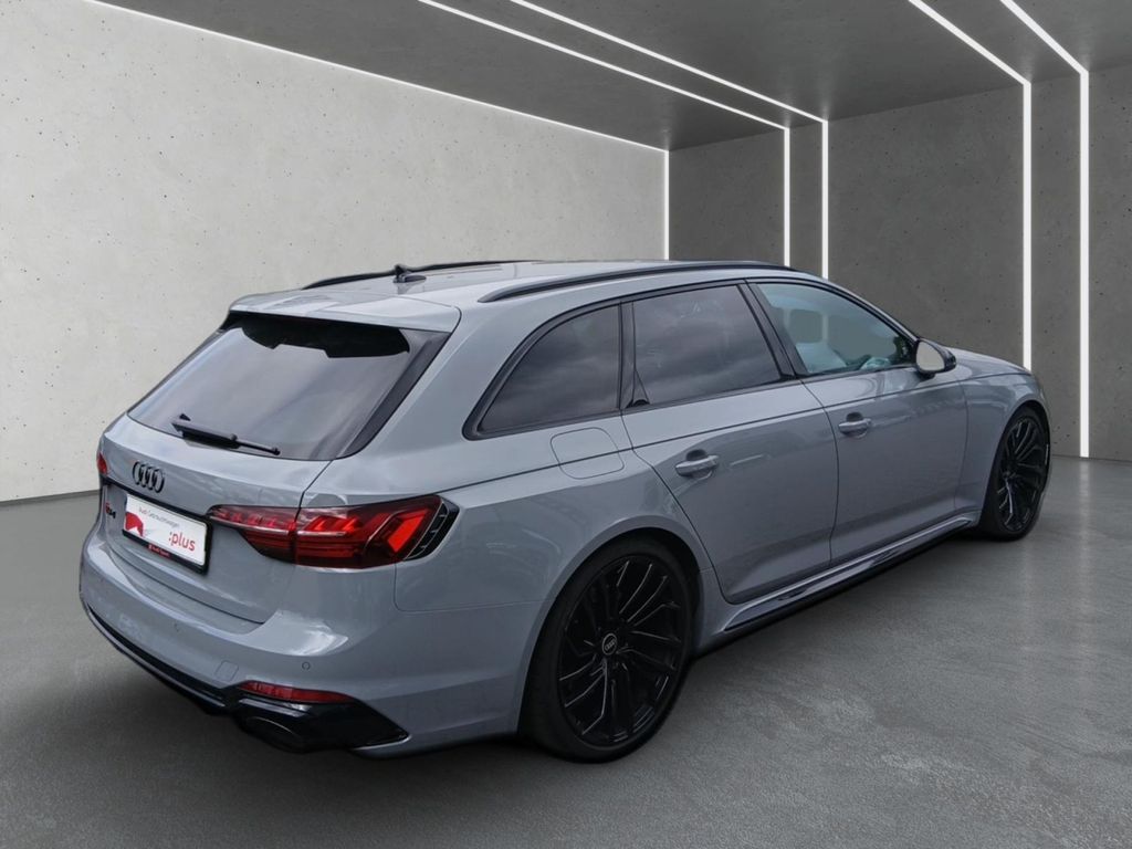Audi RS4 2024 г. Серый, пробег 18162 км