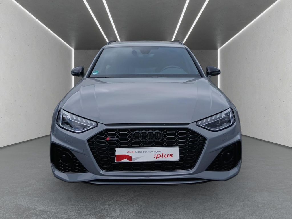 Audi RS4 2024 г. Серый, пробег 18162 км