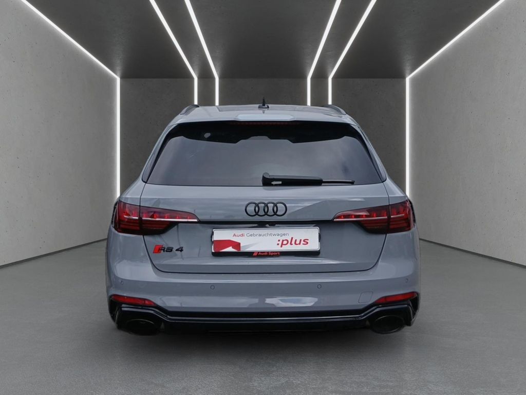 Audi RS4 2024 г. Серый, пробег 18162 км