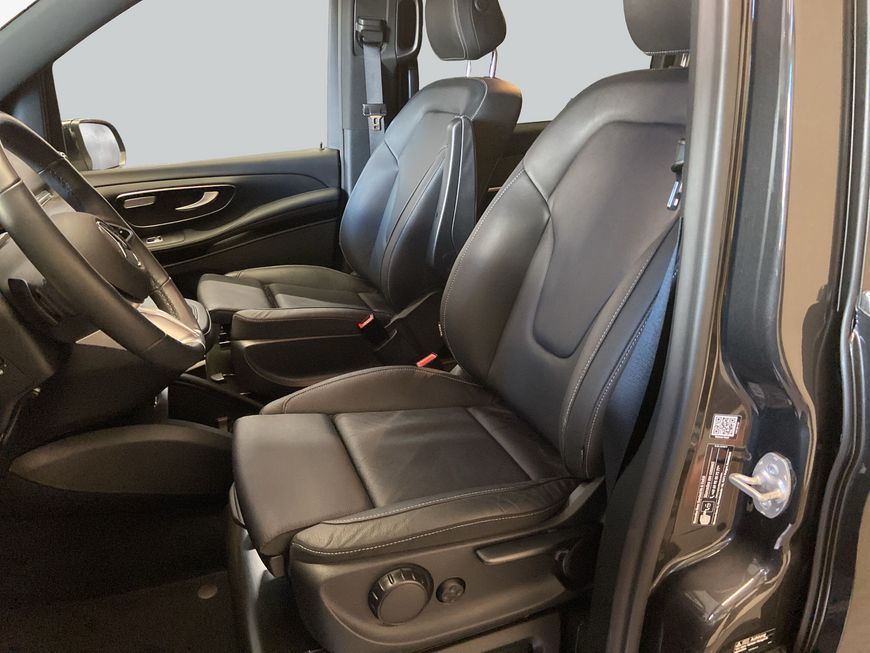 Mercedes-Benz V 300 2025 г. Серый, пробег 23820 км