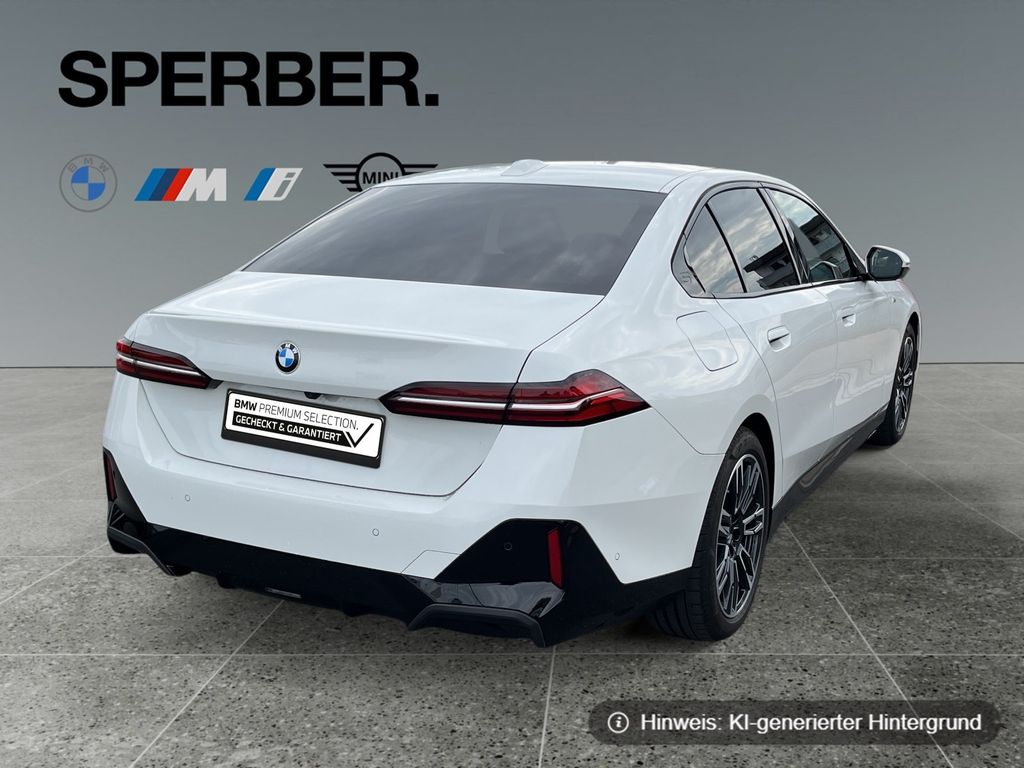 BMW 520 2024 г. Белый, пробег 48441 км