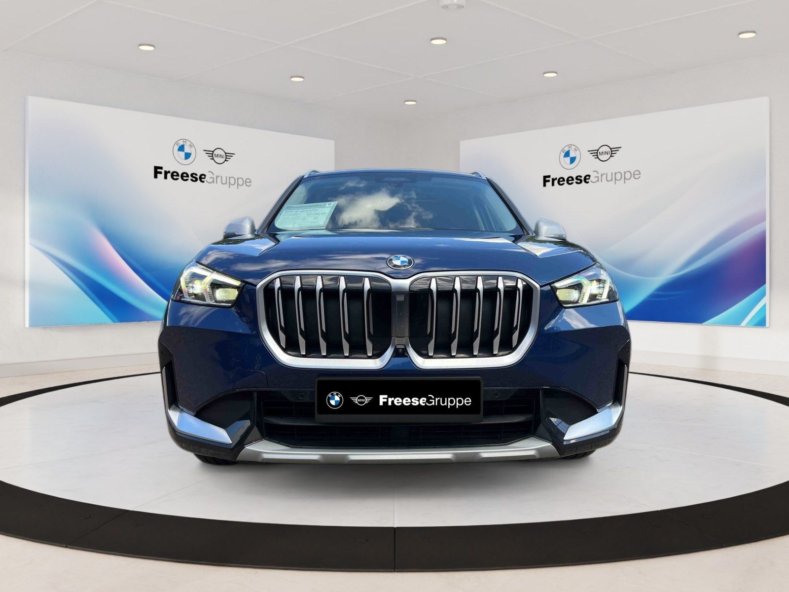 BMW X1 2023 г. Синий, пробег 53876 км