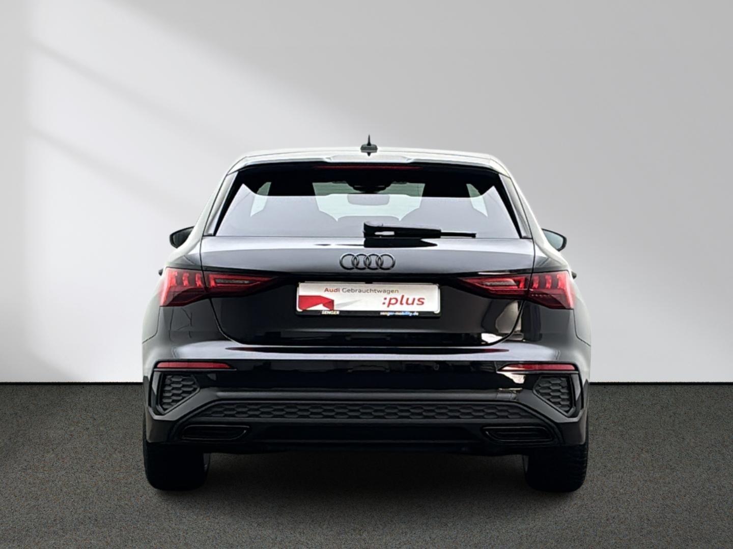 Audi A3 2023 г. Чёрный, пробег 54211 км