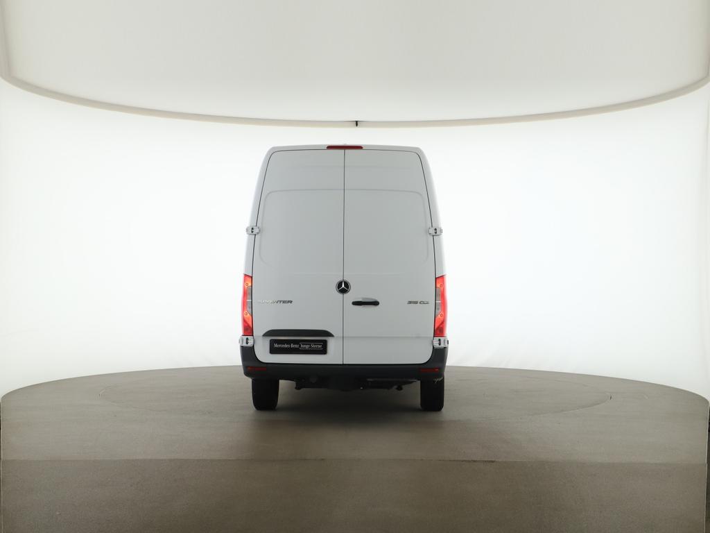 Mercedes-Benz SPRINTER 2022 г. Белый, пробег 26400 км
