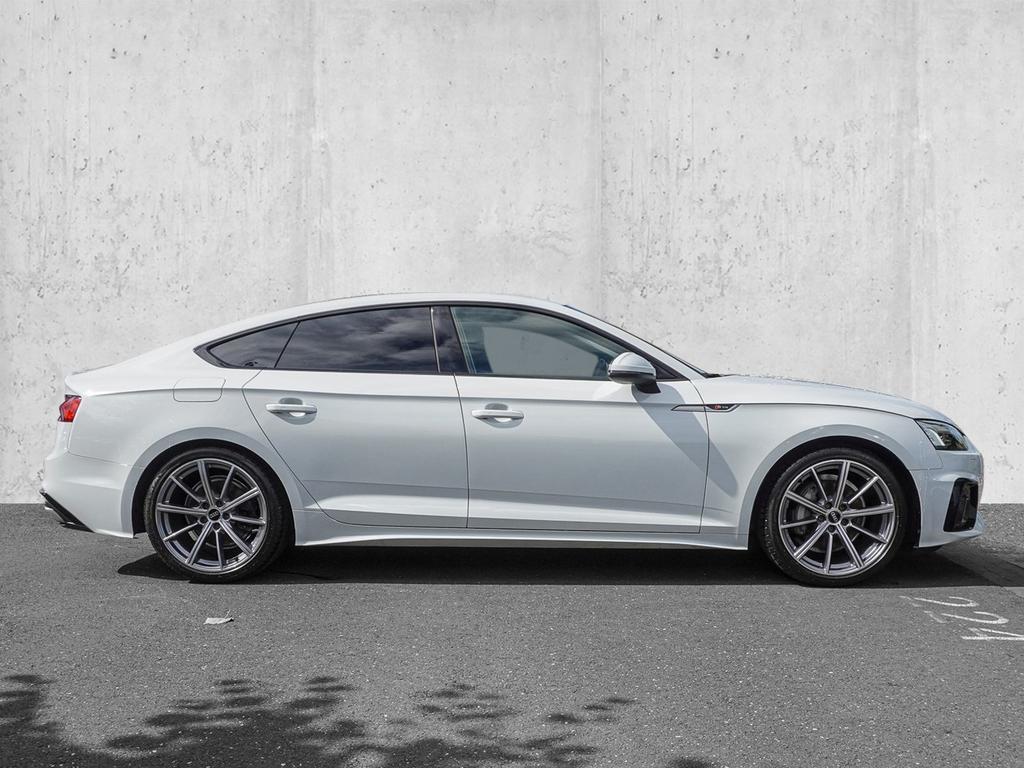 Audi A5 2022 г. Белый, пробег 38732 км