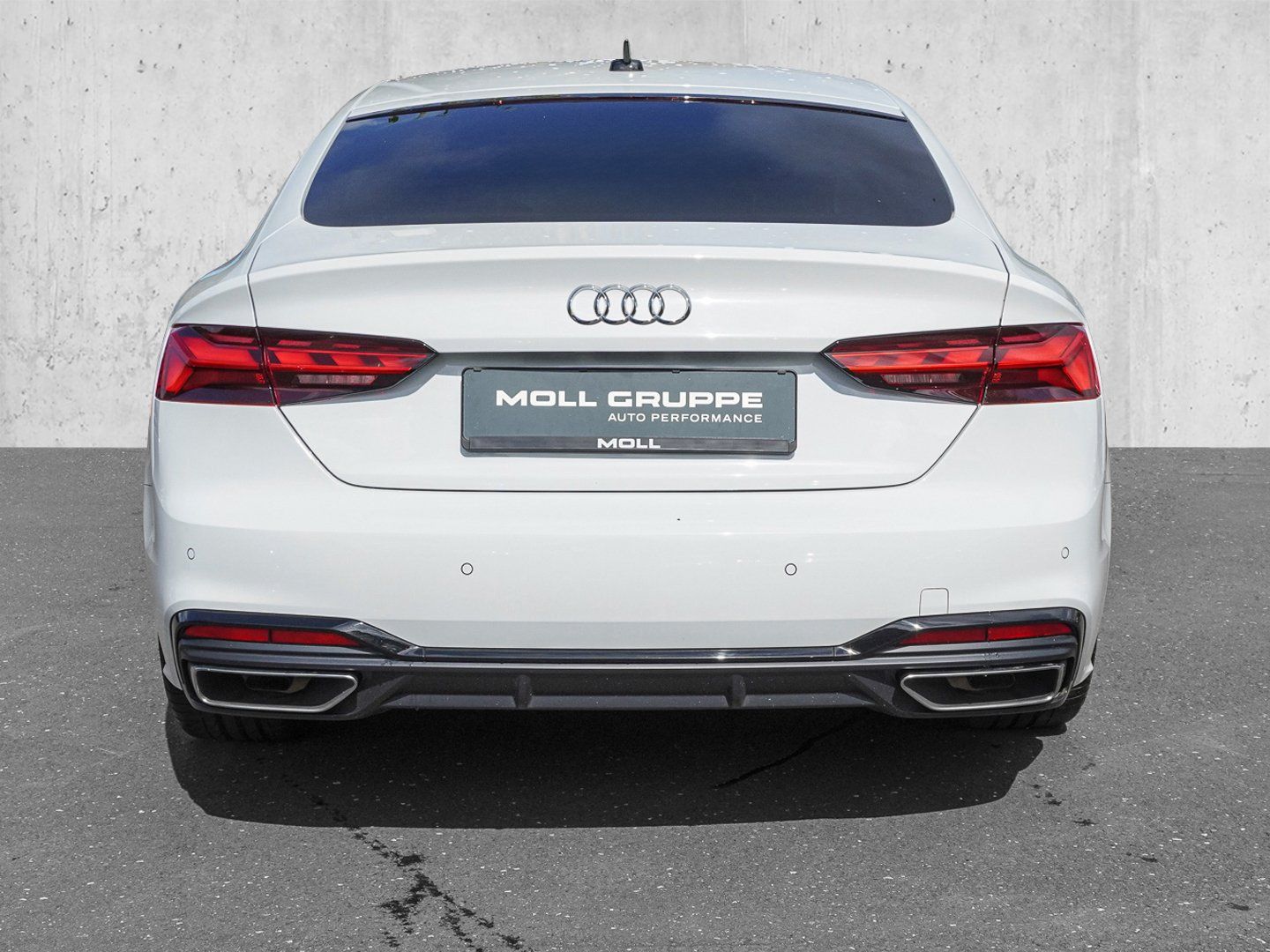 Audi A5 2022 г. Белый, пробег 38732 км
