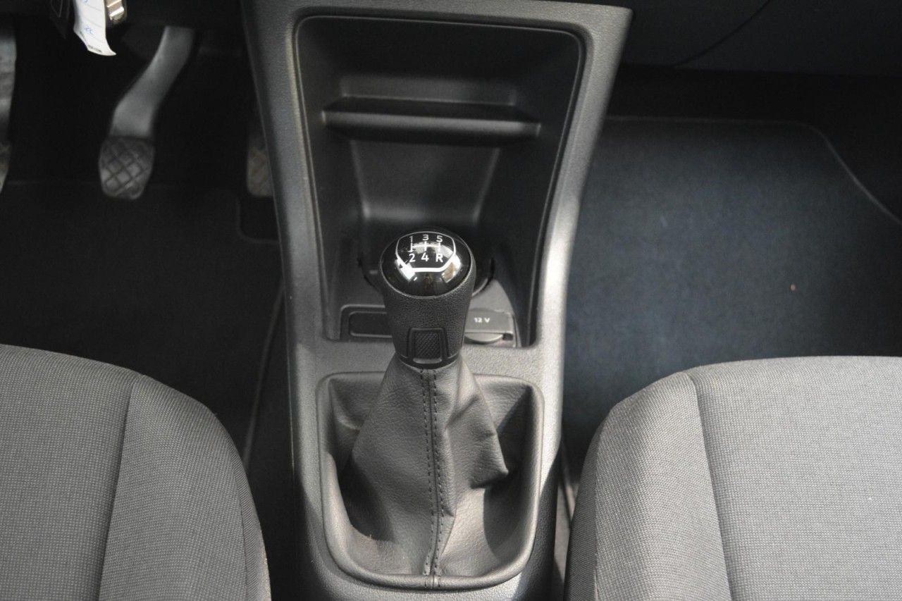 Volkswagen up! 2023 г. Белый, пробег 29100 км
