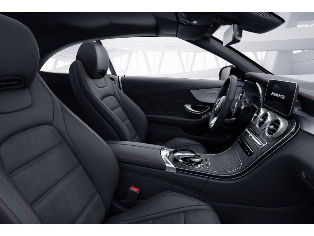 Mercedes-Benz C 43 AMG 2022 г. Белый, пробег 56919 км