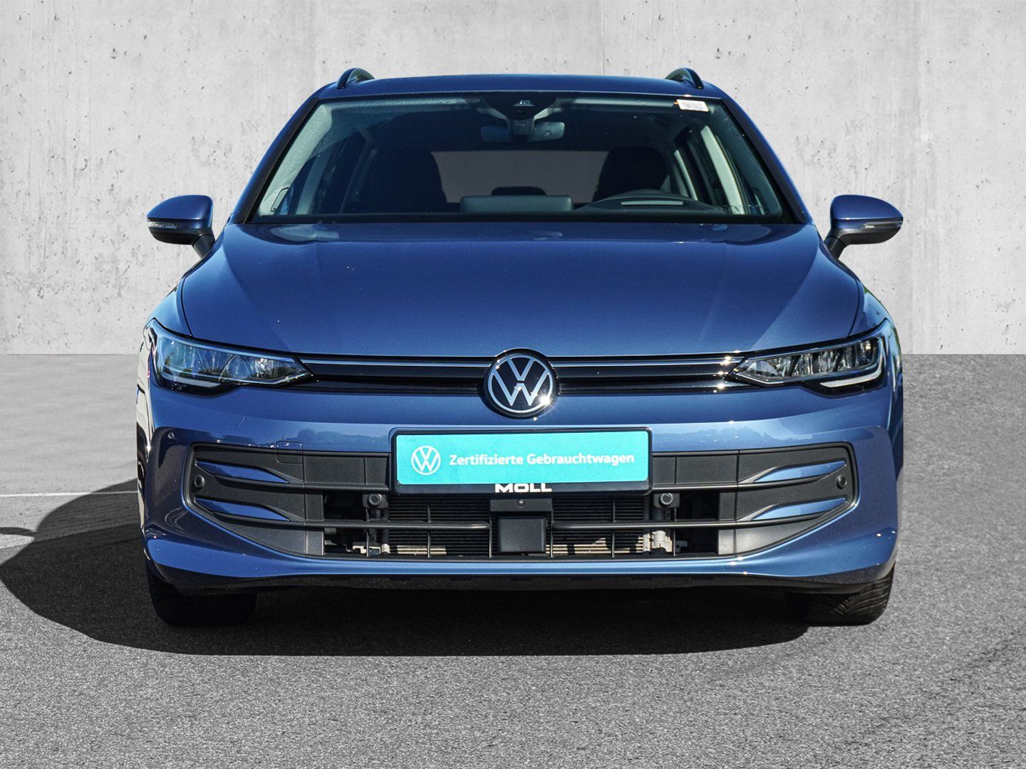 Volkswagen Golf 2025 г. Синий, пробег 15210 км