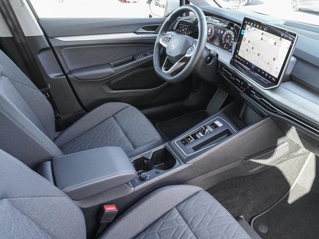 Volkswagen Golf 2025 г. Синий, пробег 15210 км